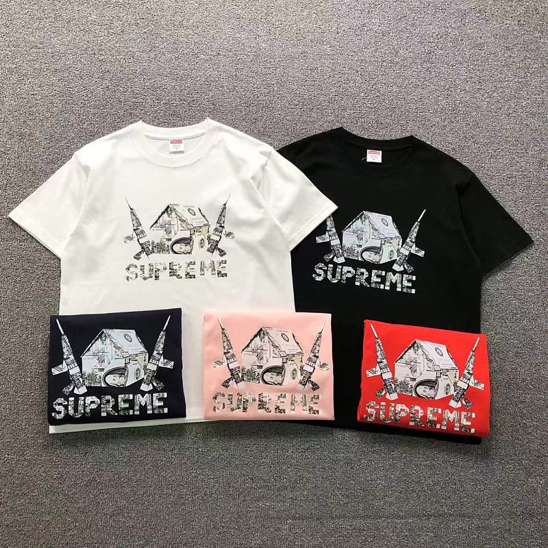 SUPREME T-SHIRT 126181302（im 170cm 60kg i wear size M in the phot）