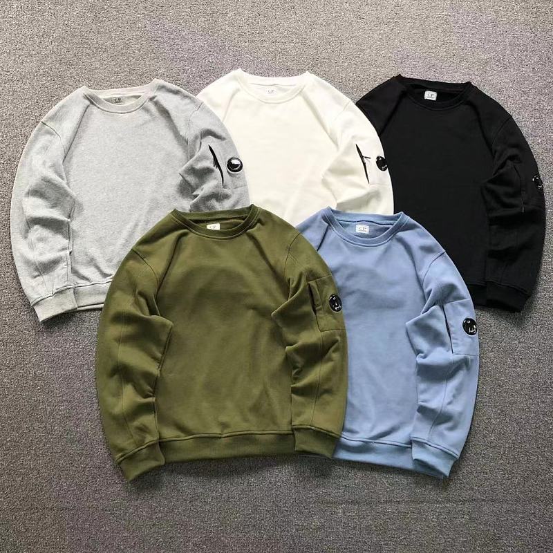 CP HOODIE 42060913143（im 170cm 60kg i wear size M in the phot）