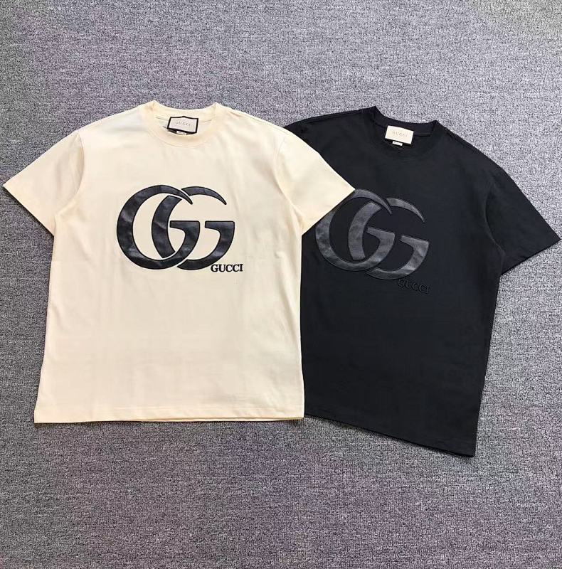 GUCCI T-SHIRT 311210221（im 170cm 57kg i wear size XS in the phot）
