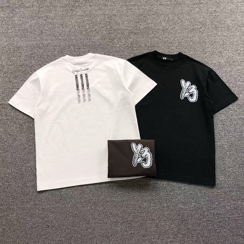 Y-3 T-SHIRT 51017115147（im 170cm 60kg i wear size M in the phot）