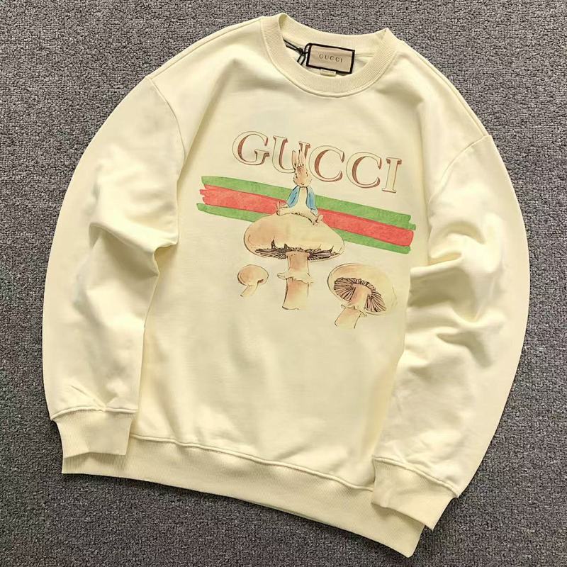 GUCCI HOODIE 590102101（im 170cm 60kg i wear size M in the phot）