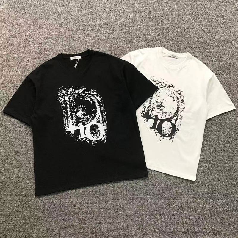 DIOR T-SHIRT 22040360001（im 170cm 60kg i wear size M in the phot）