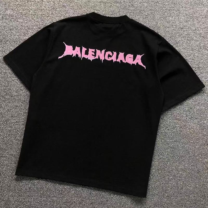 BALENCIAGA T-SHIRT 42062007163（im 170cm 60kg i wear size XS in the phot）