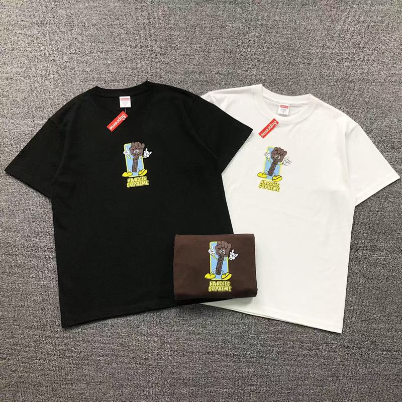 SUPREME T-SHIRT 123141402（im 170cm 60kg i wear size M in the phot）