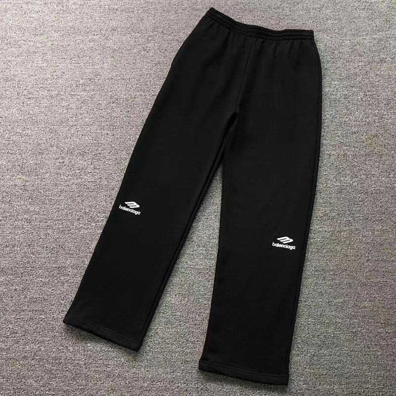 BALENCIAGA TROUSERS 3112160321（im 170cm 60kg i wear size M in the phot）