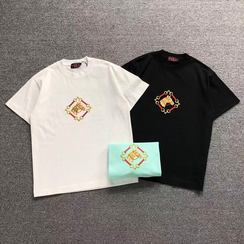 BURBERRY T-SHIRT 525290981（im 170cm 60kg i wear size S in the phot）