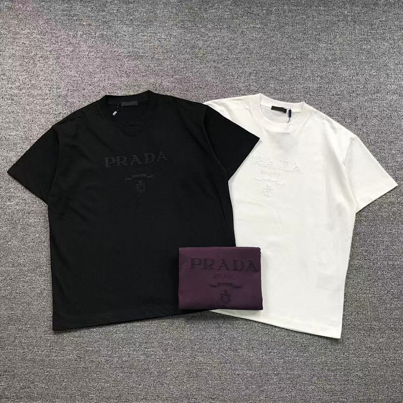 PRADA T-SHIRT 4123104133（im 170cm 60kg i wear size 2XL in the phot）