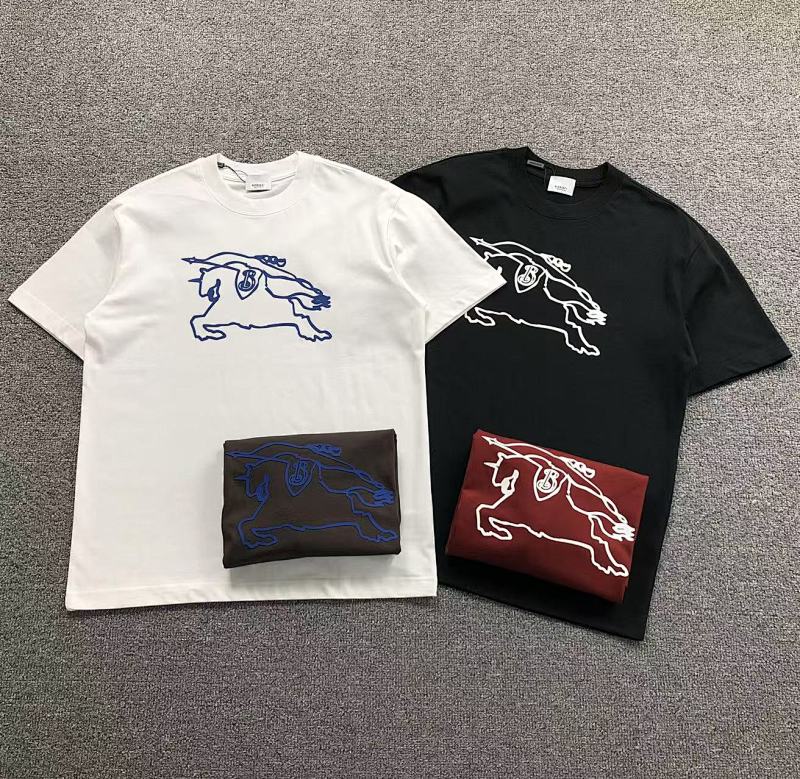 BURBERRY T-SHIRT 503163621（im 170cm 60kg i wear size M in the phot）