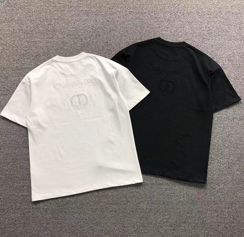 DIOR T-SHIRT 524080119（im 170cm 60kg i wear size S in the phot）