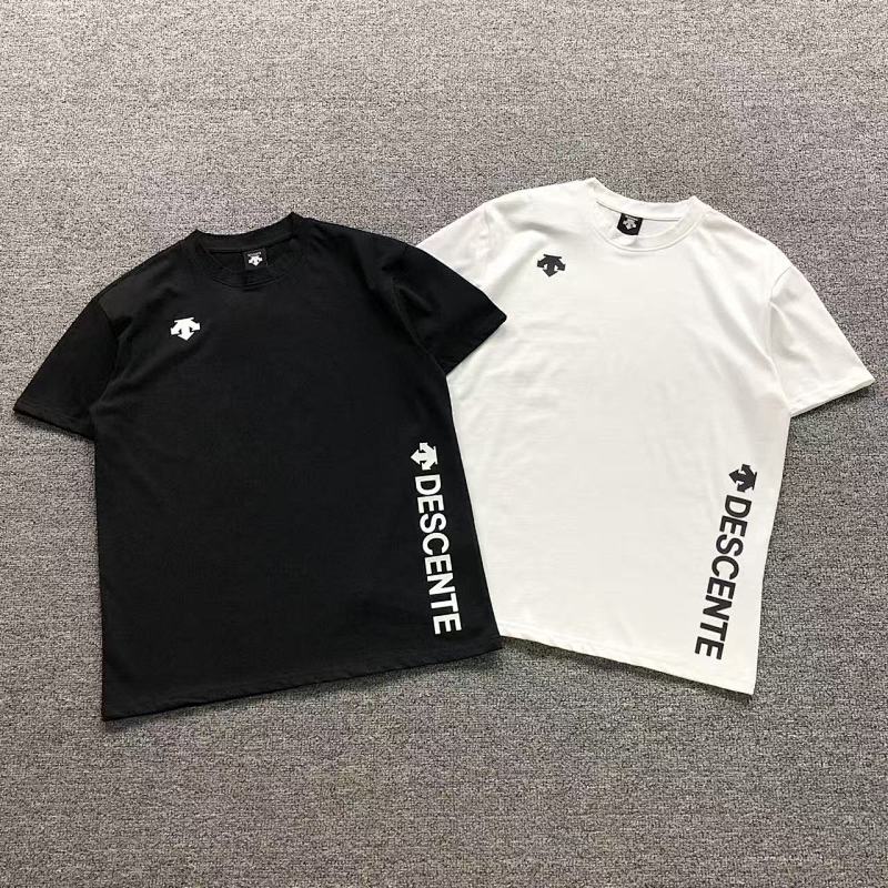 DESCENTE T-SHIRT 214212515（im 170cm 60kg i wear size M in the phot）
