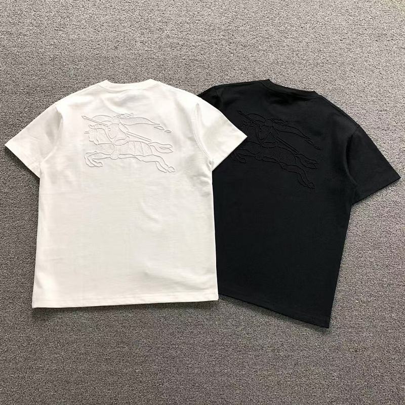 BURBERRY T-SHIRT 3110140317（im 170cm 60kg i wear size S in the phot）
