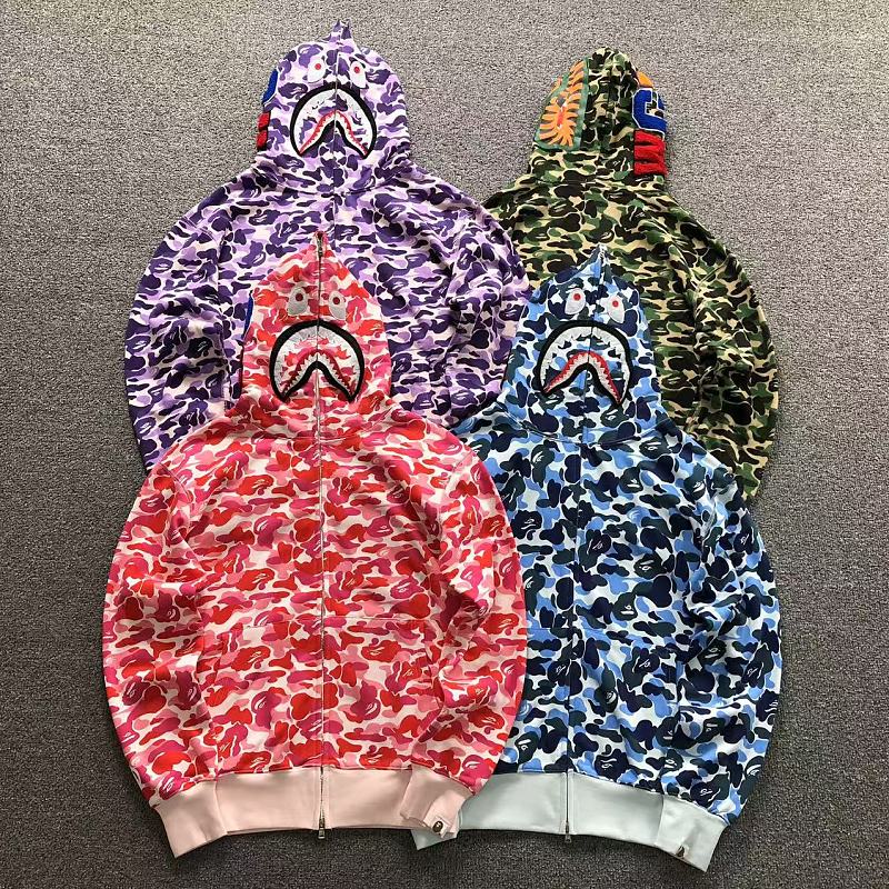 BAPE HOODIE 52070719158（im 170cm 60kg i wear size M in the phot）