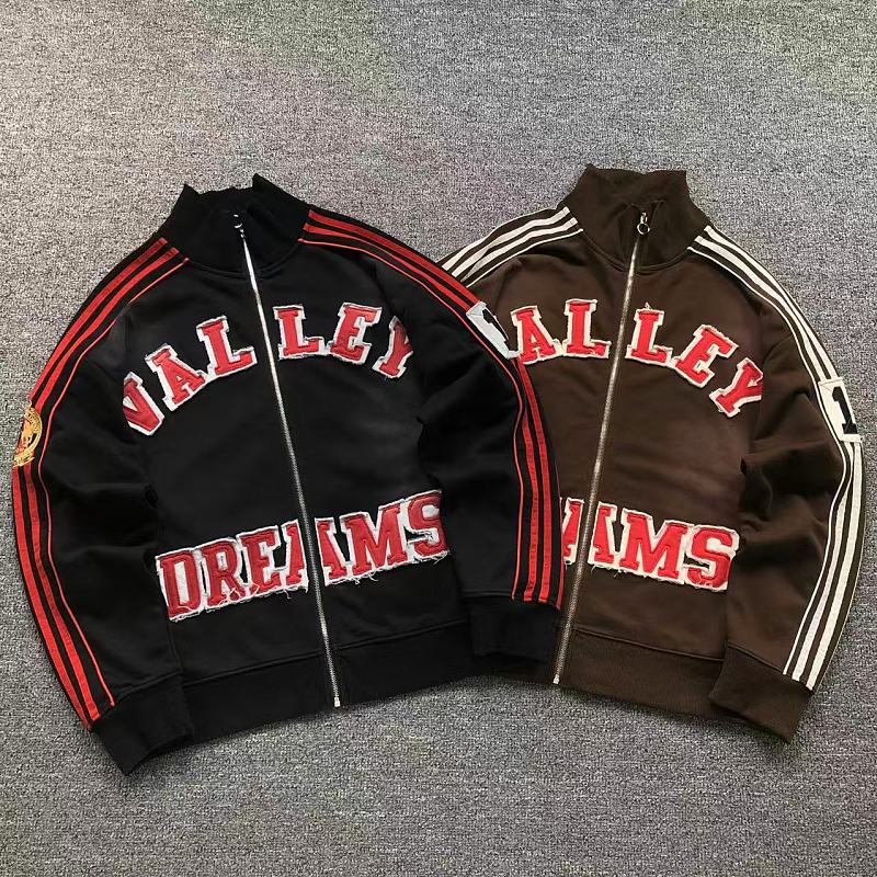 VALLEY JACKET 2207251917（im 170cm 60kg i wear size L in the phot）