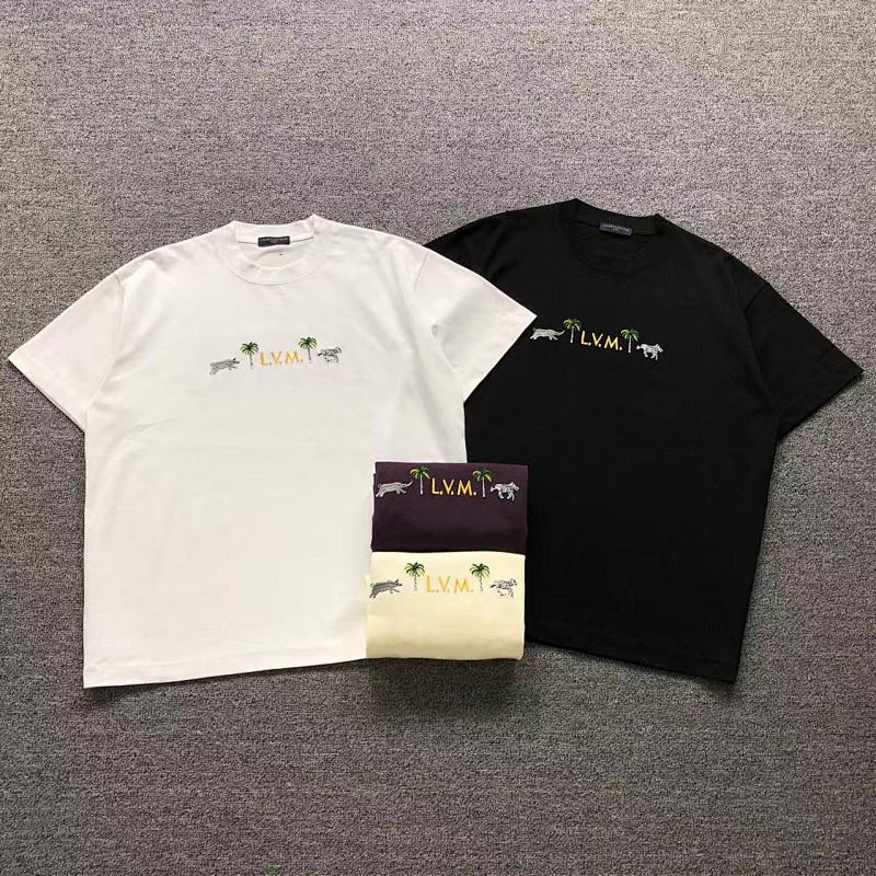 LV T-SHIRT 42013105133（im 170cm 60kg i wear size 2XL in the phot）