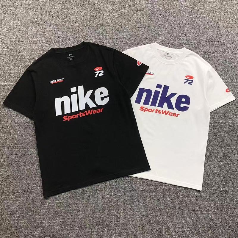 NIKE T-SHIRT 4204160677（im 170cm 60kg i wear size M in the phot）