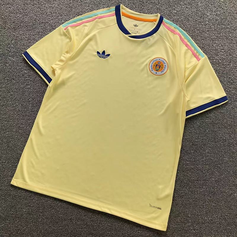 FOOTBALL T-SHIRT 1262230002（im 170cm 60kg i wear size L in the phot）