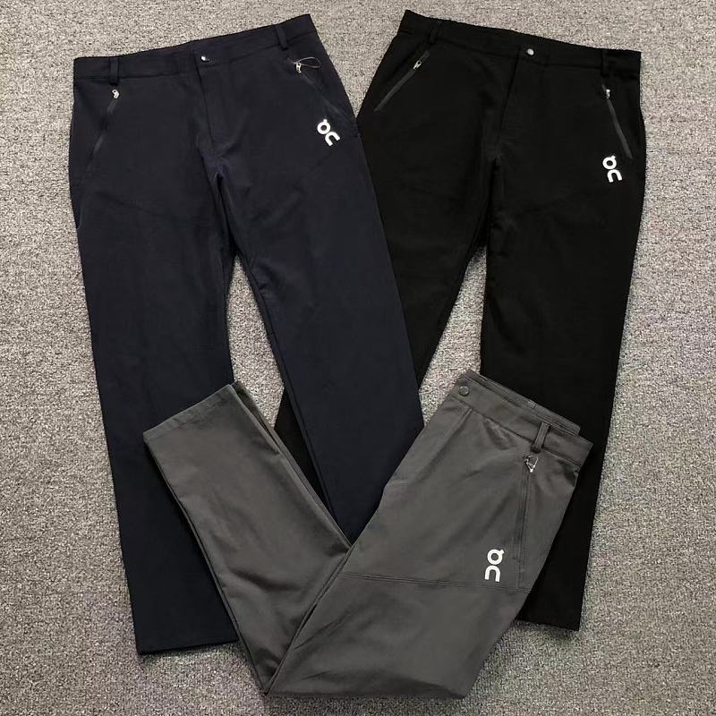 ON TROUSERS 2204272601（im 170cm 60kg i wear size XL in the phot）