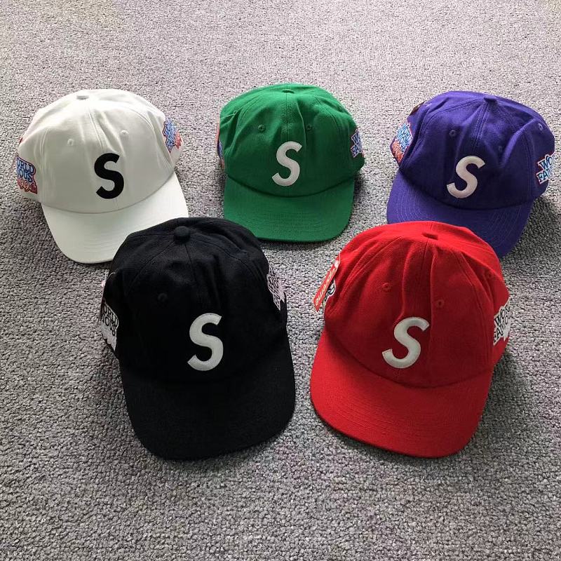 SUPREME HAT 127312233