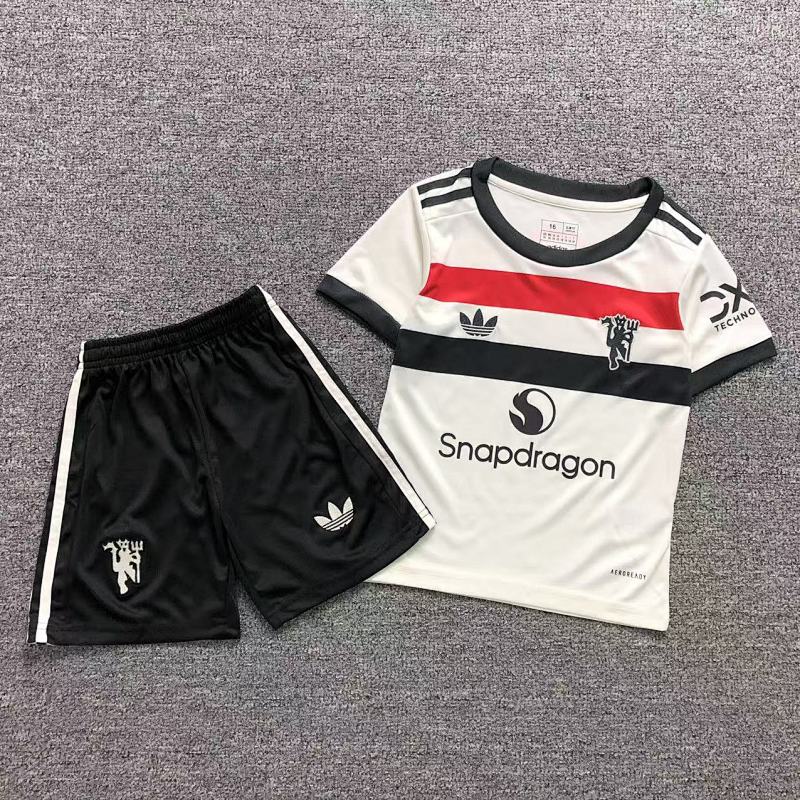 FOOTBALL CHILD T-SHIRT SHORTS 1122505002