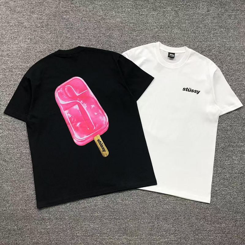 STUSSY T-SHIRT 571228123（im 170cm 60kg i wear size M in the phot）