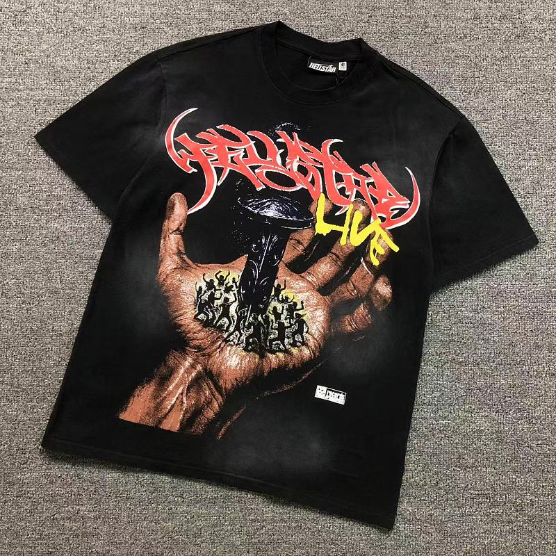 HELLSTAR T-SHIRT 3204251417（im 170cm 60kg i wear size S in the phot）