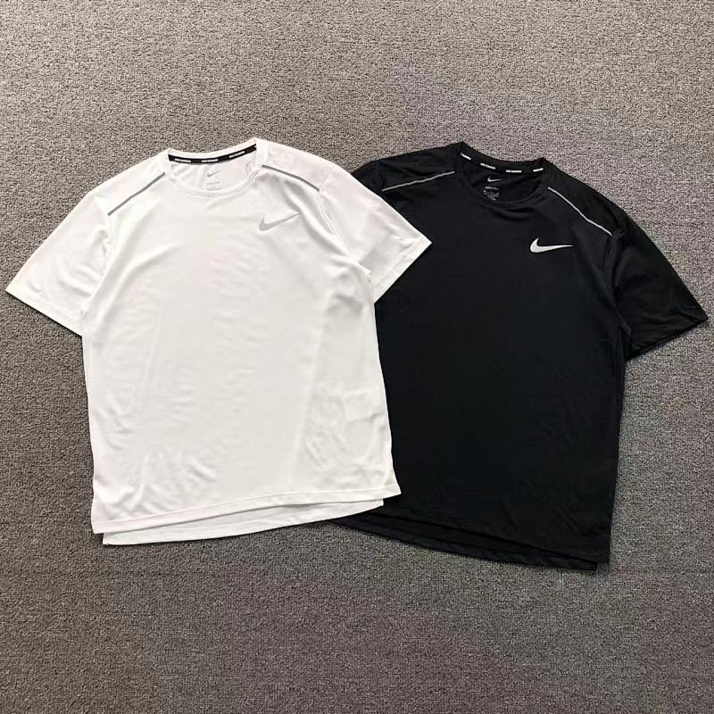 NIKE T-SHIRT 520310919（im 172cm 55kg i wear size XL in the phot）