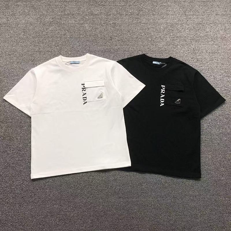 PRADA T-SHIRT 3201220103（im 170cm 60kg i wear size M in the phot）