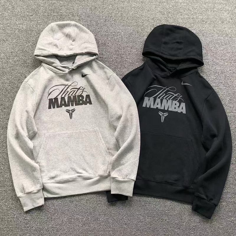 NIKE HOODIE 592304127 （im 170cm 60kg i wear size L in the phot）