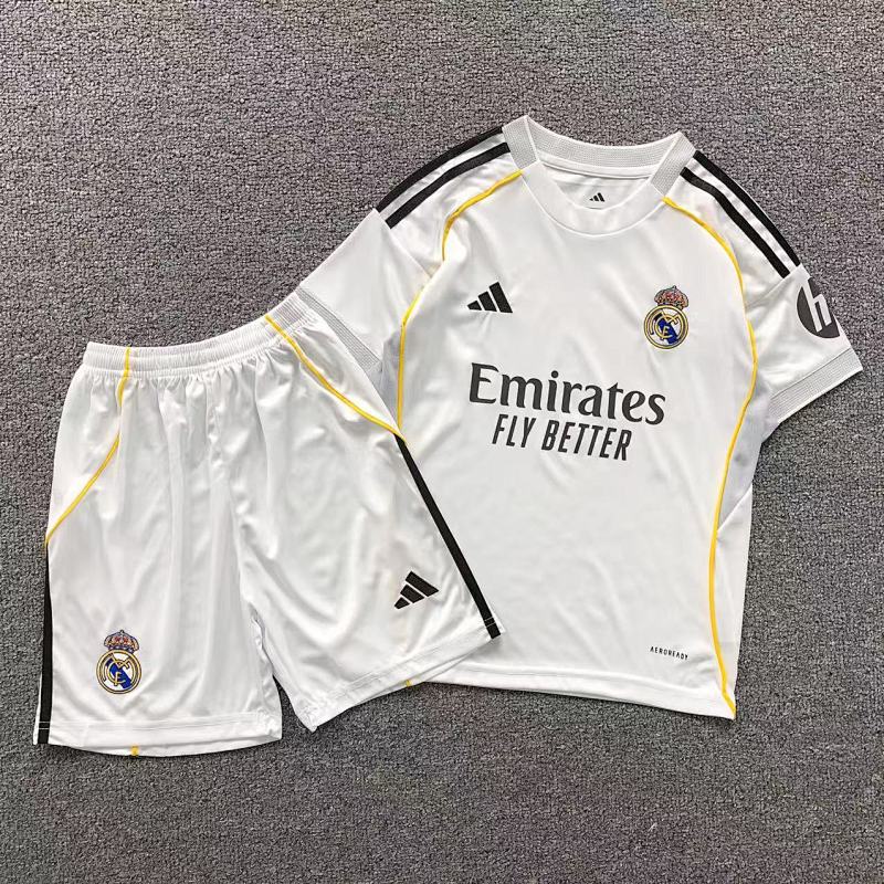 FOOTBALL T-SHIRT SHORTS CHILD 11030416002