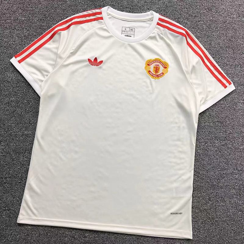 FOOTBALL T-SHIRT 31030415002（im 170cm 55kg i wear size L in the phot）