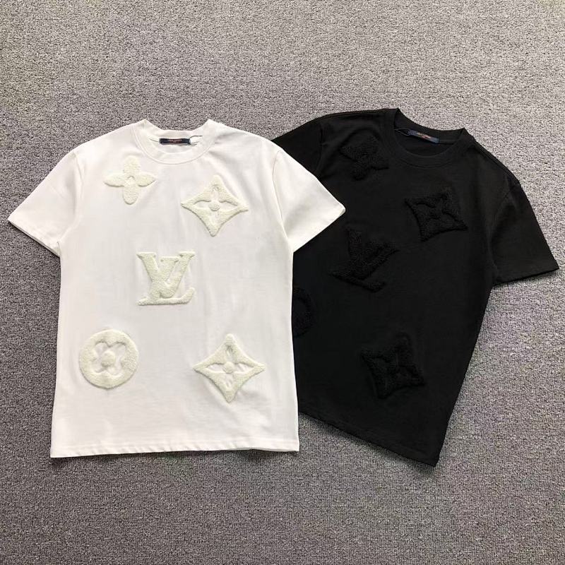 LV T-SHIRT 214301315（im 170cm 60kg i wear size S in the phot）