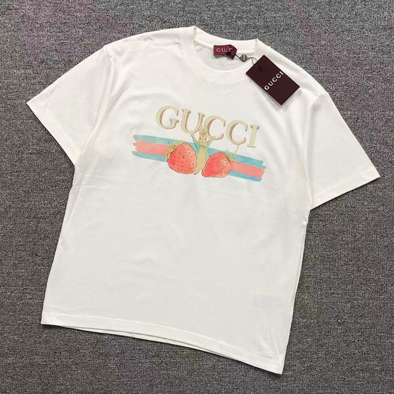 GUCCI T-SHIRT 5122024150（im 170cm 60kg i wear size S in the phot）