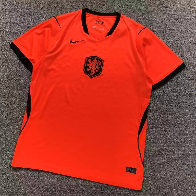 FOOTBALL T-SHIRT 125931002（im 170cm 60kg i wear size L in the phot）