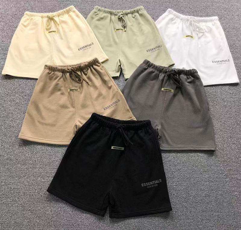 FOG SHORTS 3203282021（im 170cm 60kg i wear size S in the phot）