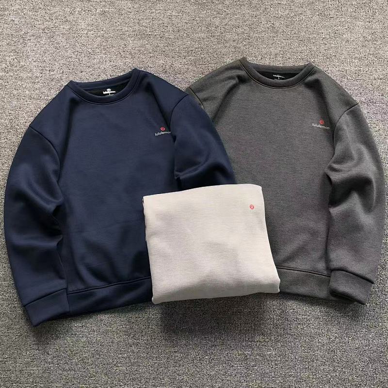 LULULEMON HOODIE 2111120401（im 170cm 60kg i wear size L in the phot）