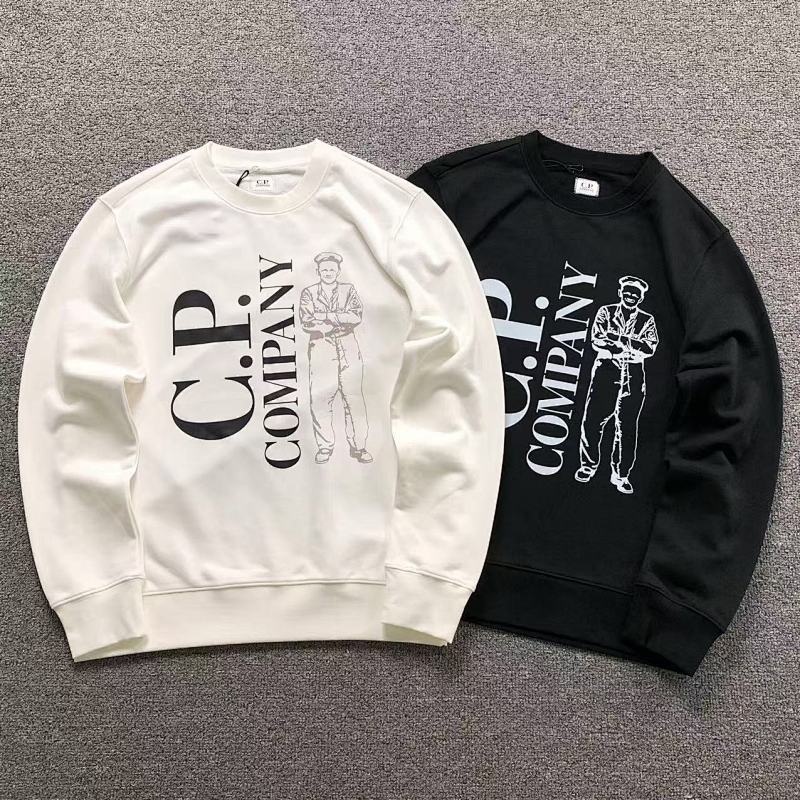 CP HOODIE 1108041055（im 170cm 60kg i wear size M in the phot）