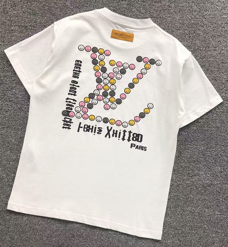 LV T-SHIRT 41061317126（im 170cm 60kg i wear size XS in the phot）