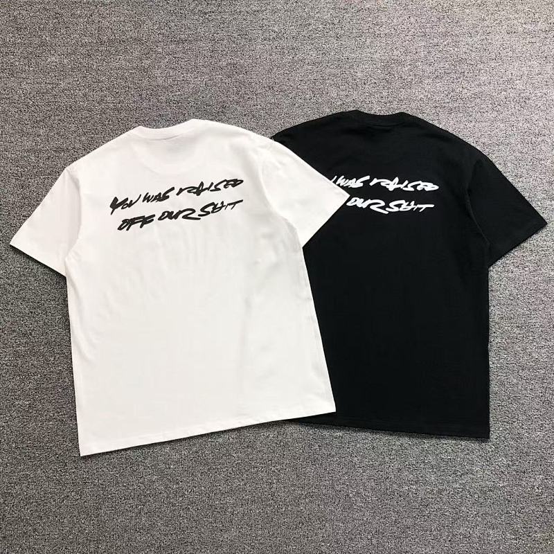 SUPREME T-SHIRT 41061022123（im 170cm 60kg i wear size M in the phot）