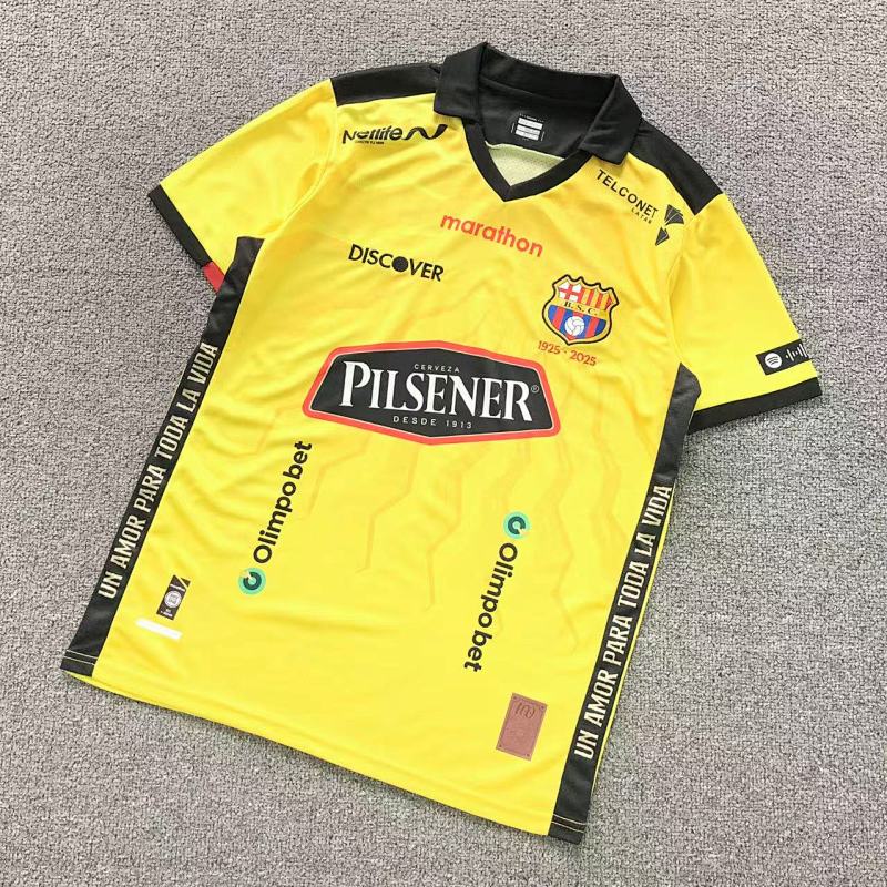 FOOTBALL T-SHIRT 31042804002（im 170cm 60kg i wear size L in the phot）
