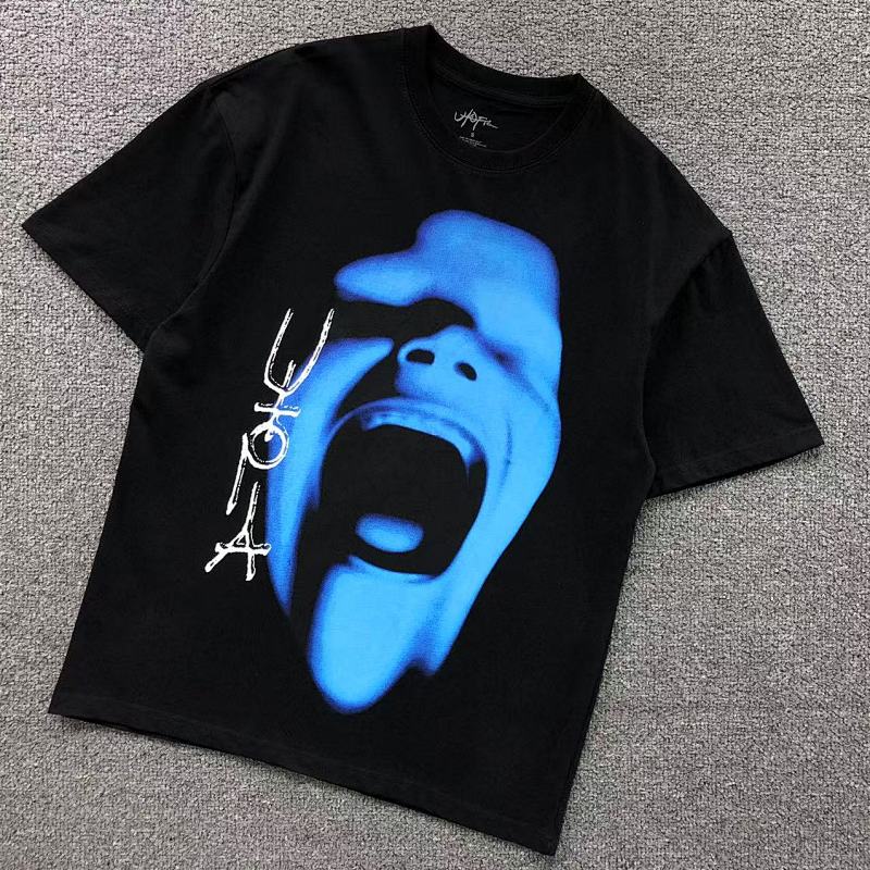 TRAVIS SCOTT T-SHIRT 505217491（im 170cm 60kg i wear size S in the phot）