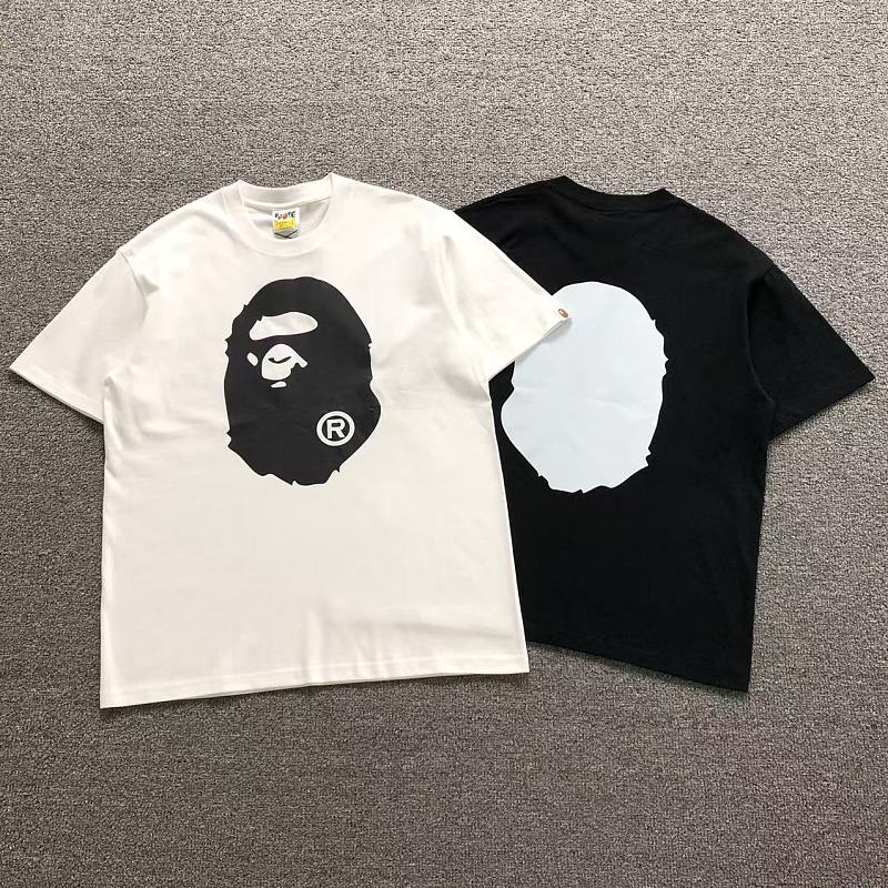 BAPE T-SHIRT 124230631（im 170cm 60kg i wear size M in the phot）