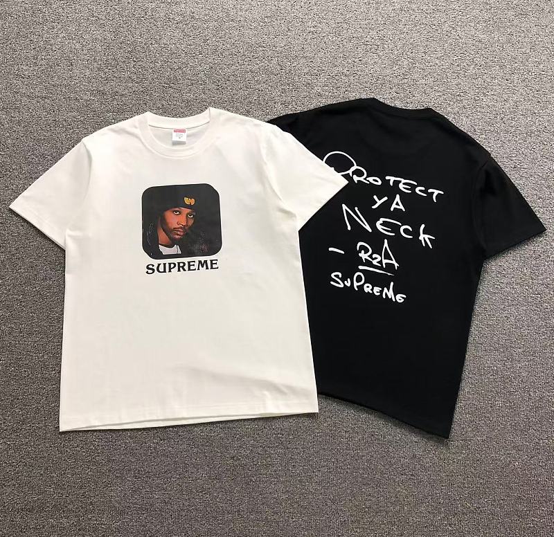 SUPREME T-SHIRT 3204270811 （im 170cm 60kg i wear size M in the phot）