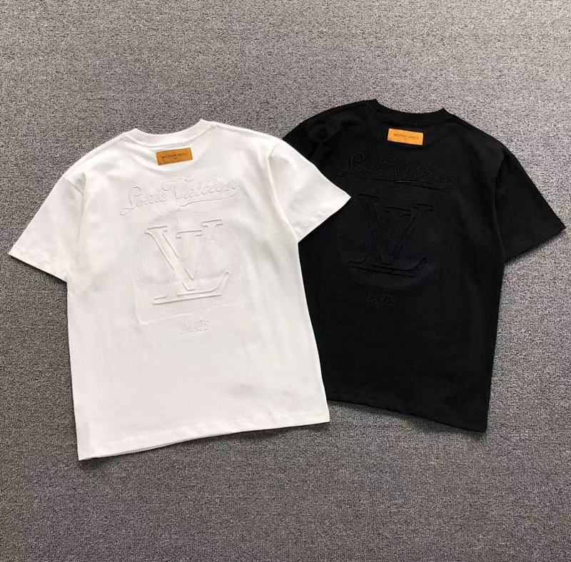 LV T-SHIRT 124705104（im 170cm 60kg i wear size S in the phot）