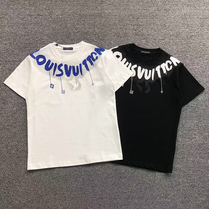 LV T-SHIRT 41061306126（im 170cm 60kg i wear size XS in the phot）