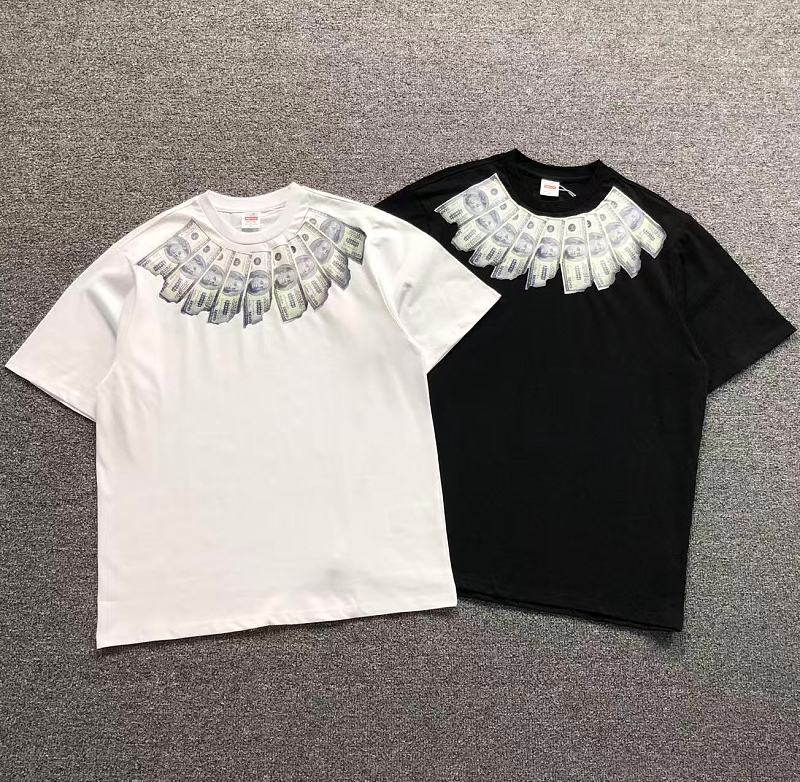 SUPREME T-SHIRT 127312033（im 170cm 60kg i wear size M in the phot）
