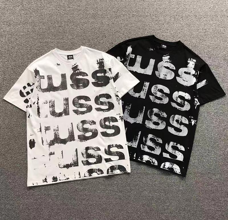 STUSSY T-SHIRT 22040715001（im 170cm 60kg i wear size M in the phot）
