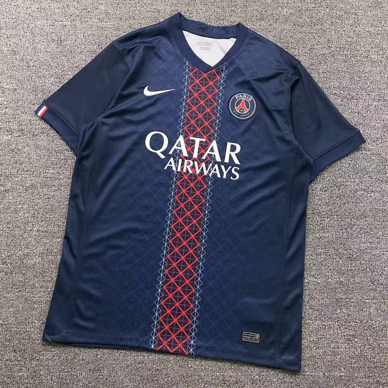 FOOTBALL T-SHIRT 11052309002（im 170cm 60kg i wear size L in the phot）