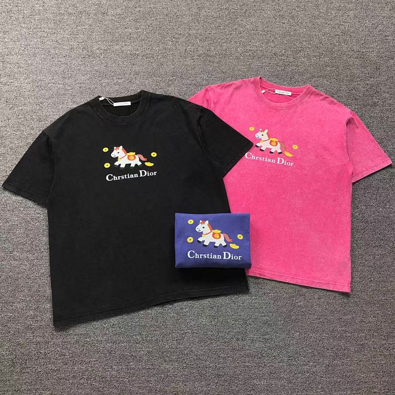 DIOR T-SHIRT 2203252901（im 170cm 65kg i wear size L in the phot）