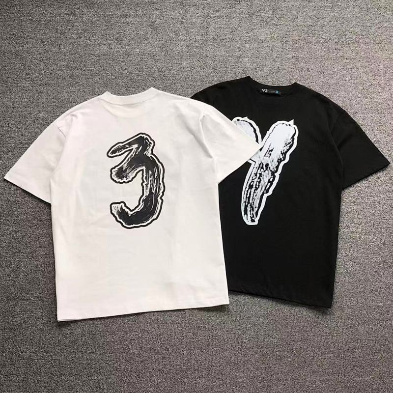 Y-3 T-SHIRT 22031026001（im 170cm 60kg i wear size M in the phot）