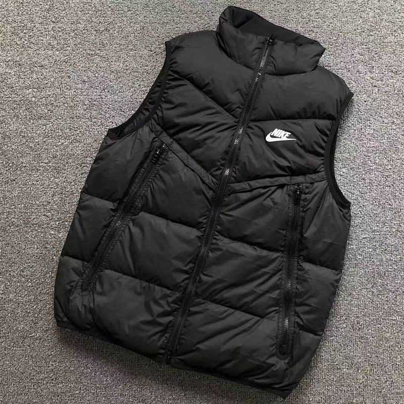 NIKE VEST 57301319（im 170cm 60kg i wear size L in the phot）